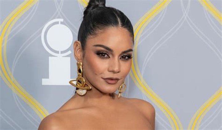 11 Amazing Bodies of Vanessa Hudgens and Friends