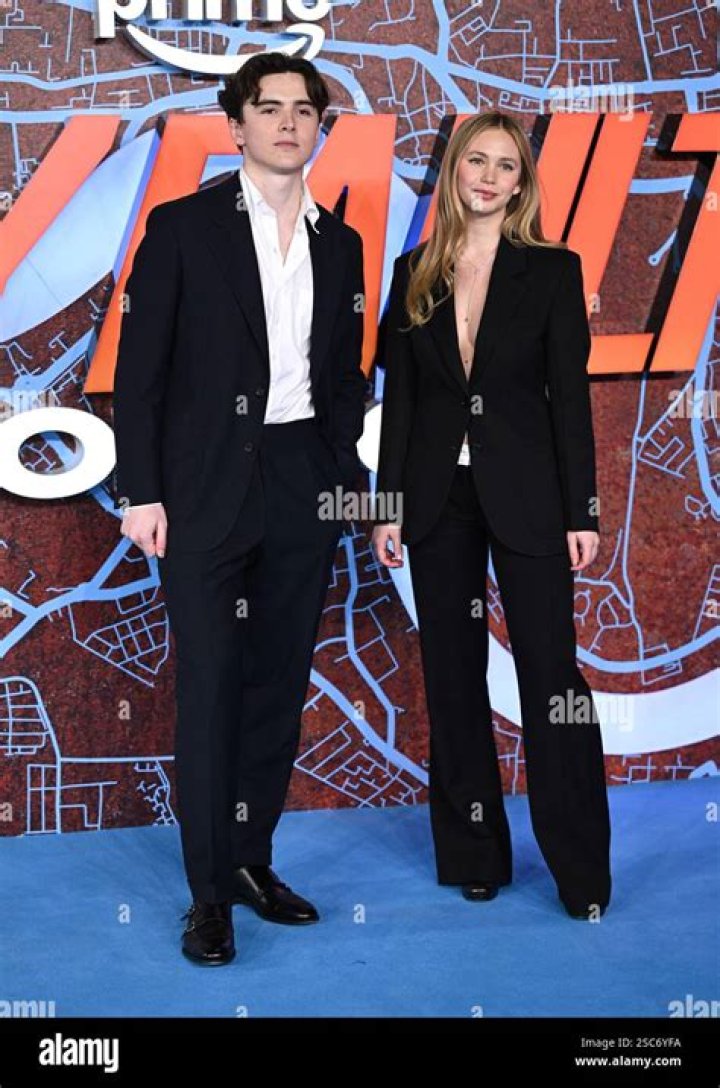 Actor Harry Gilby Wiki, Age, Family, Girlfriend & Height