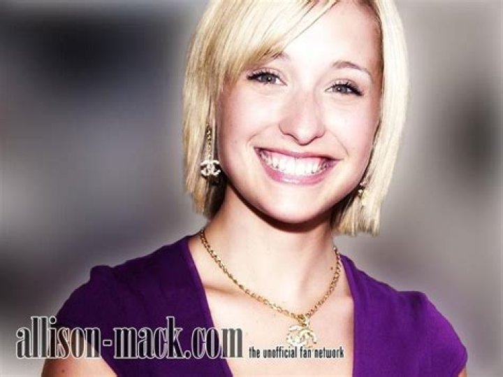 Allison Mack - Bio, Facts, Family Life of Actress