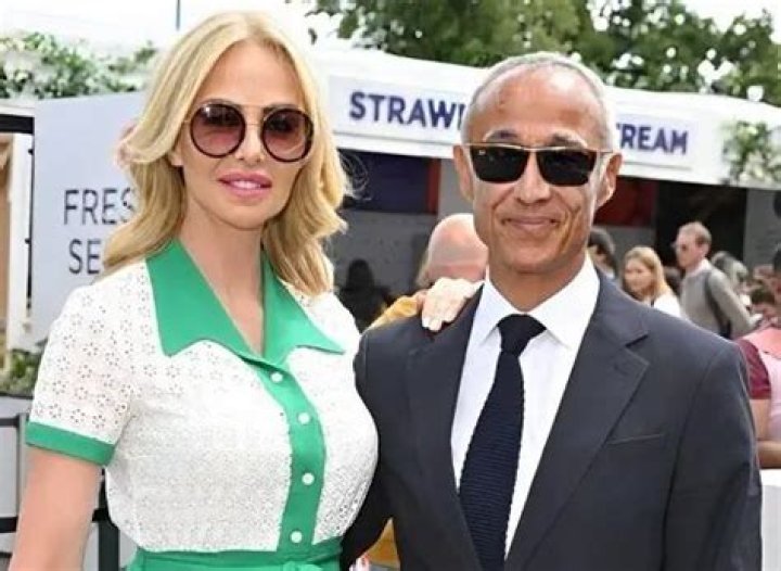 Amanda Cronin Wiki, Age, Net Worth, Husband, Boyfriend, Kids & More