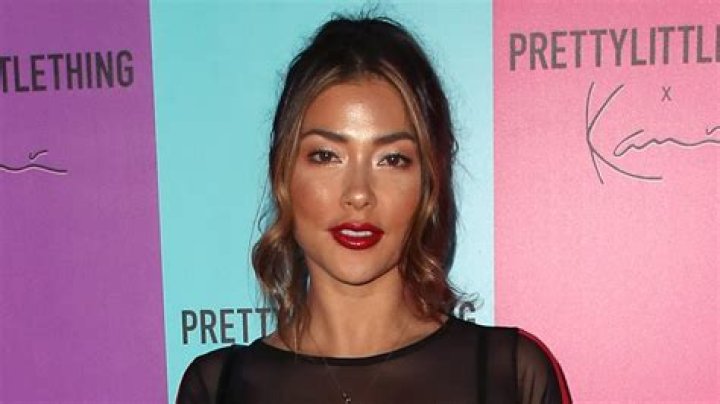 Arianny Celeste in Bathing Suit is "Making Memories" With Girlfriends — Celebwell