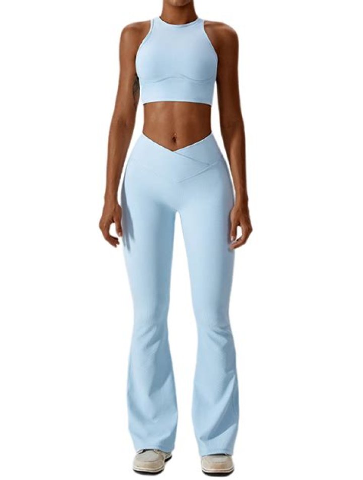 Christina Nadin in Two-Piece Workout Gear is "Peachy"