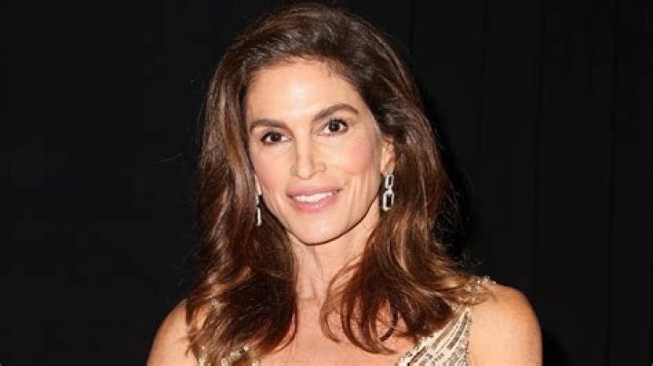 Cindy Crawford Biography - Facts, Childhood, Family Life & Achievements