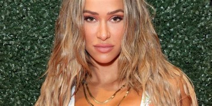 Cindy Prado in Bathing Suit Says "Good Morning World" — Celebwell