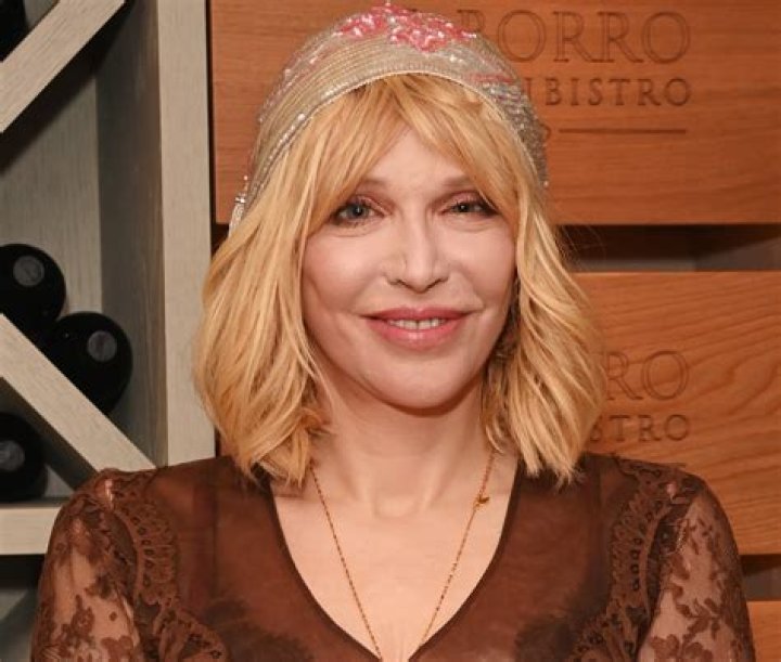 Courtney Love in Bathing Suit Says "Living Well is the Best Revenge" — Celebwell