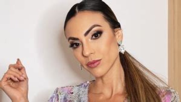 Eileen Roca in Bathing Suit Has "Sunday With Family" — Celebwell