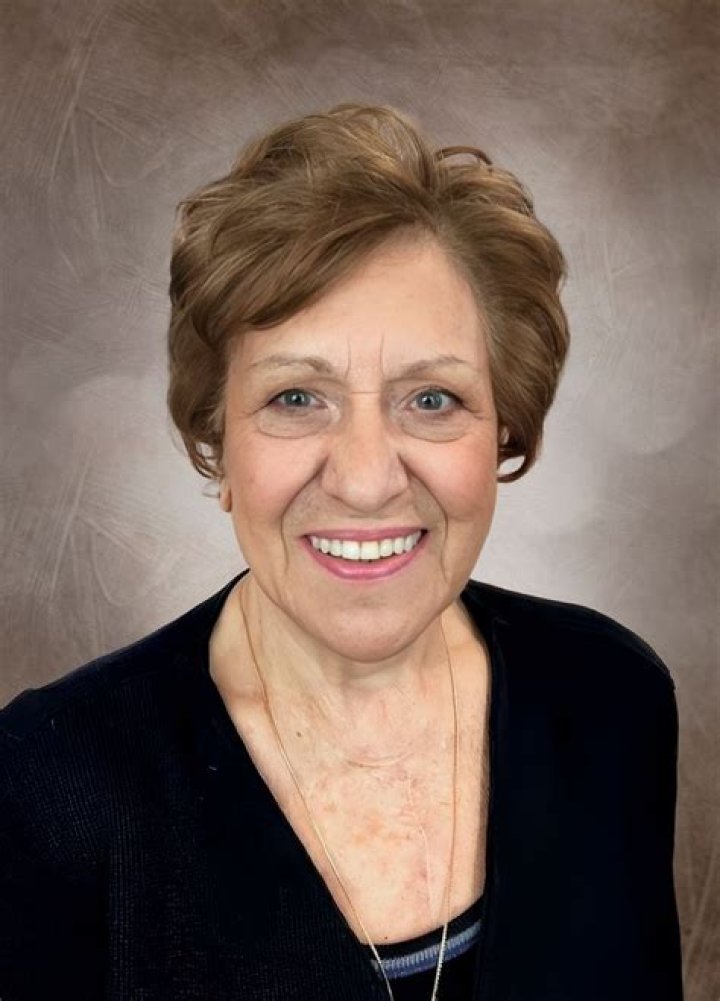 Elaine Carsley Obituary, Montreal CA, McGill University Professor