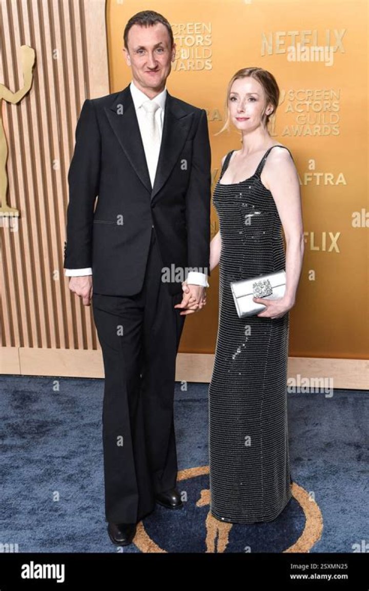 Fiona Glascott Wiki, Age, Husband, Daughter, Net Worth & Height