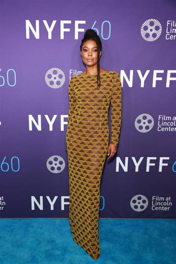 Gabrielle Union in Bathing Suit Has a "Happy Birthday" — Celebwell