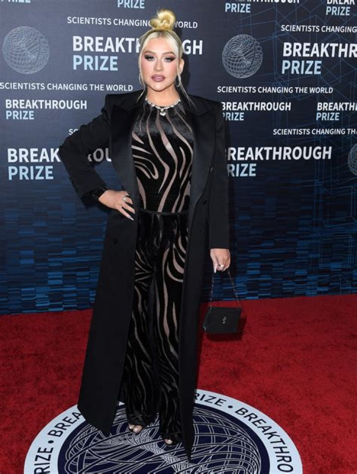 Here's Exactly How Christina Aguilera Stays Fit — Celebwell