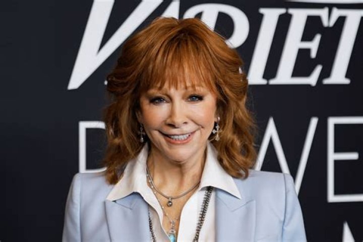 
How Much Money Does Reba McEntire Make? Latest Income Salary
