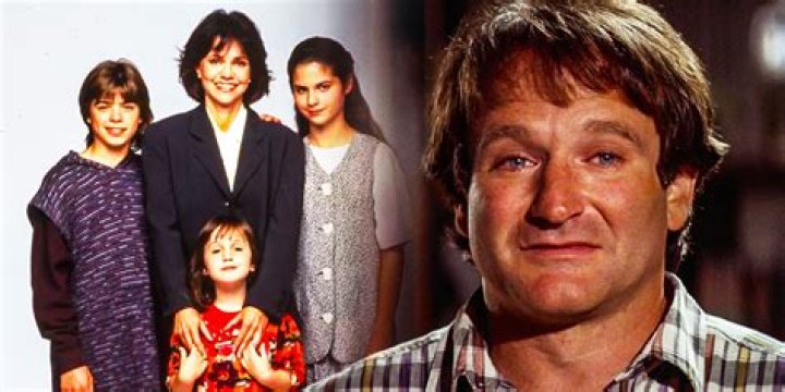 Is Mrs. Doubtfire suitable for a 7 year old? – Celebrity