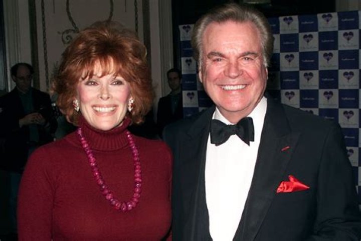 Is Robert Wagner Still Married To Jill St John? – Celebrity