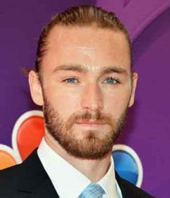 Jake McLaughlin Height Weight Body Measurements Shoe Size Age Facts