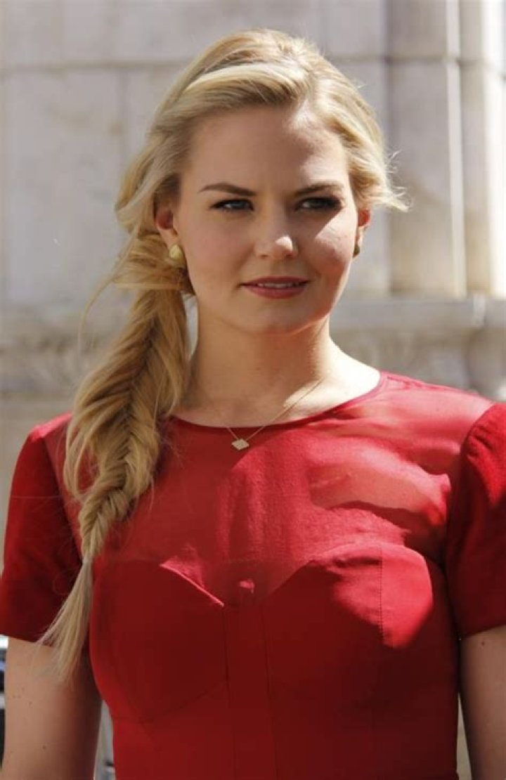 Jennifer Morrison Bra Size, Age, Weight, Height, Measurements