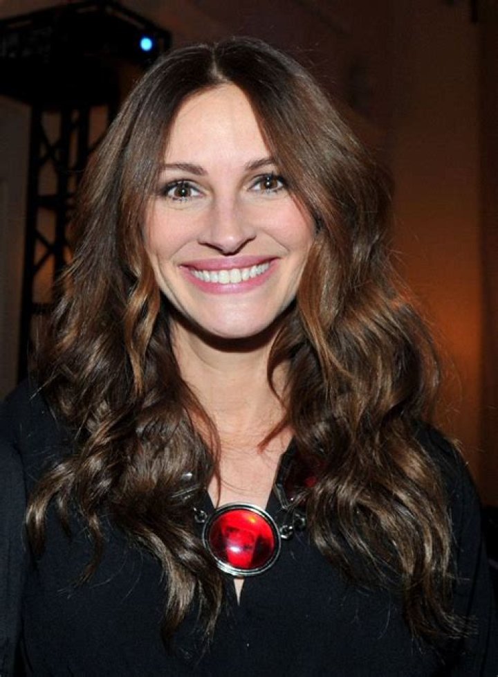 Julia Roberts Bra Size, Age, Weight, Height, Measurements