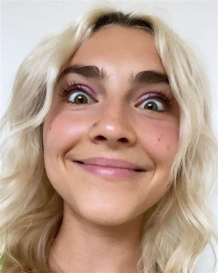 Katie Betzing - Bio, Facts, Family Life of YouTuber & Beauty Vlogger