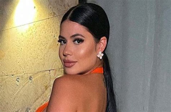 La Dura in Bathing Suit Says "Focus on the Good" — Celebwell