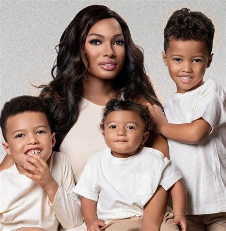 Lesa Milan Hall Net Worth, Age, Husband, Height, Kids & More