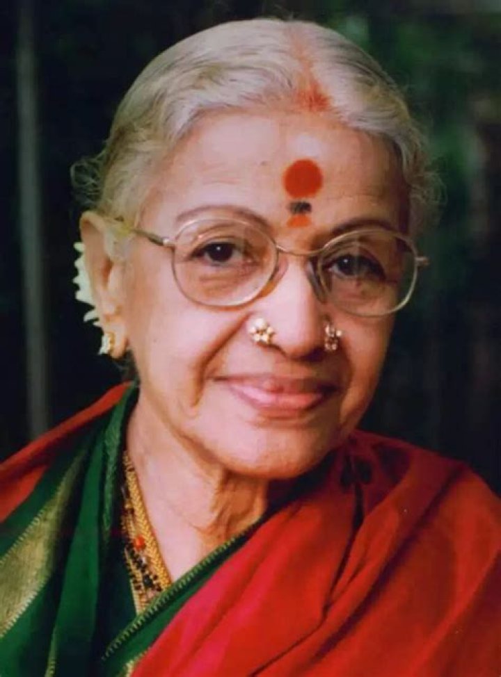 M. S. Subbulakshmi Biography - Childhood, Life Achievements & Timeline