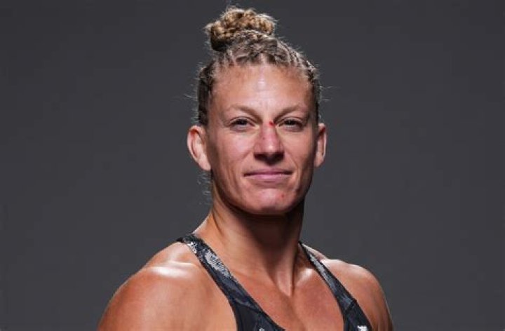 MMA Star Kayla Harrison In Workout Gear “Looks Like Mortal Kombat”