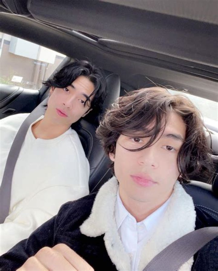 Oliver Moy - Bio, Facts, Family Life of TikTok Star & Social Media Personality