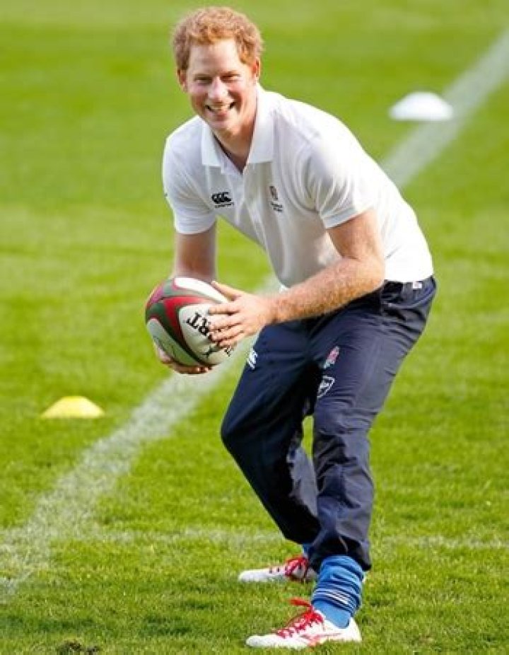 Prince Harry Height Weight Body Measurements Shoe Size Stats Family Tree