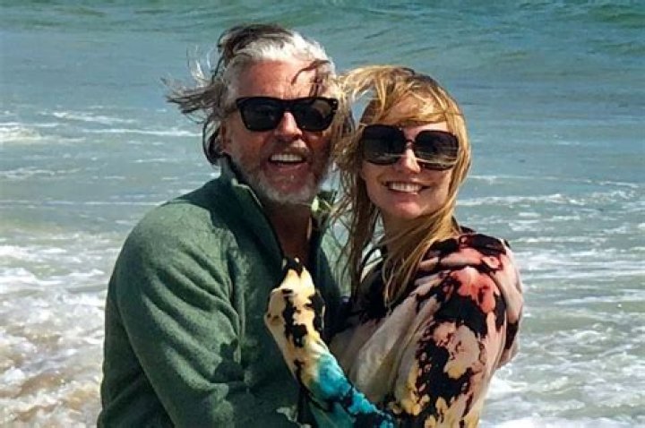 Roland Orzabal Biography - Facts, Childhood, Family Life & Achievements of English Musician