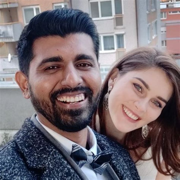 Selina Lo Wiki, Age, Height, Ethnicity, Height, Mother, Father, Net Worth & More