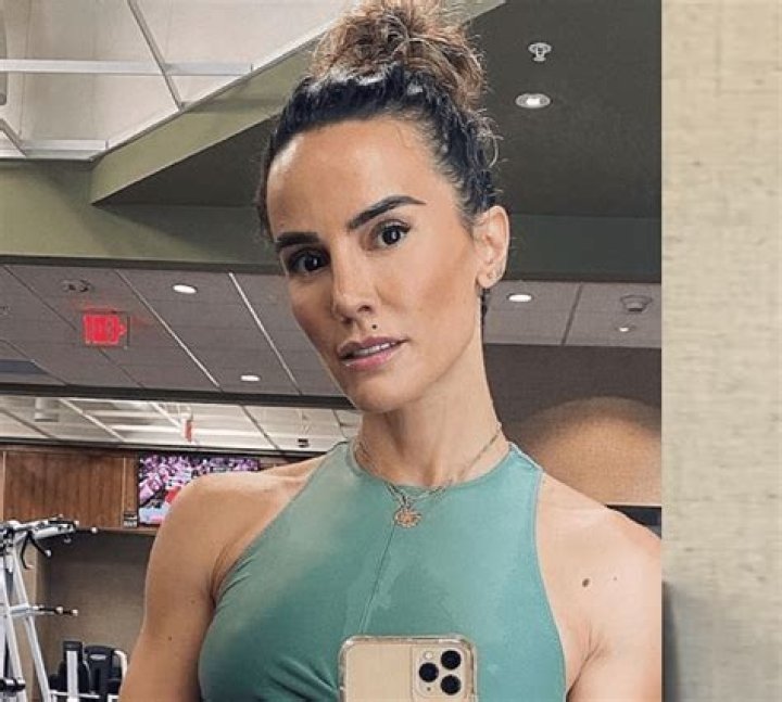 Senada Greca in Bathing Suit Says "Train With Me" — Celebwell