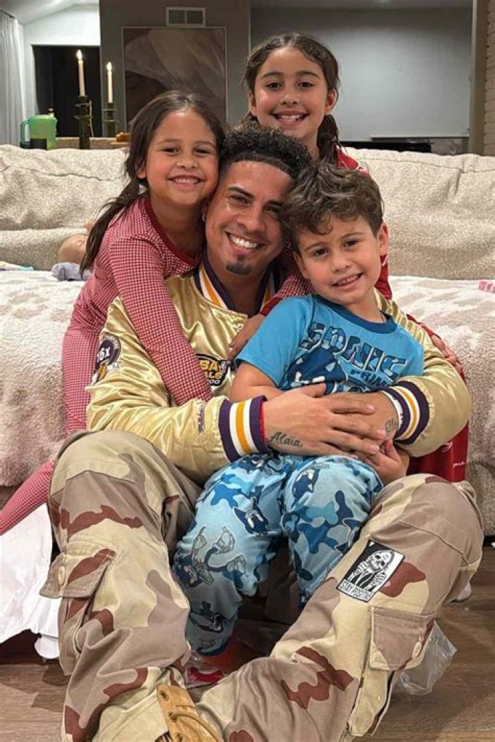 Steel McBroom – Bio, Facts, Family of Austin McBroom & Catherine Paiz’s Son