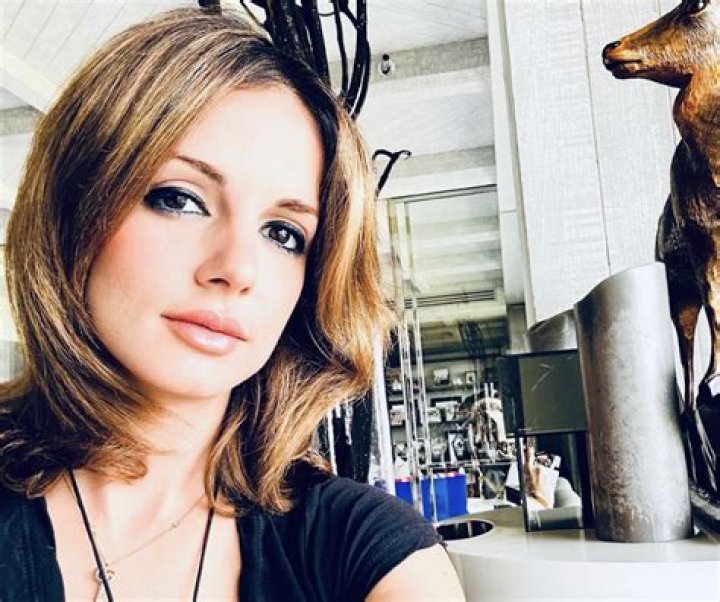 Sussanne Khan in Bathing Suit Enjoys "Endless Memories" — Celebwell