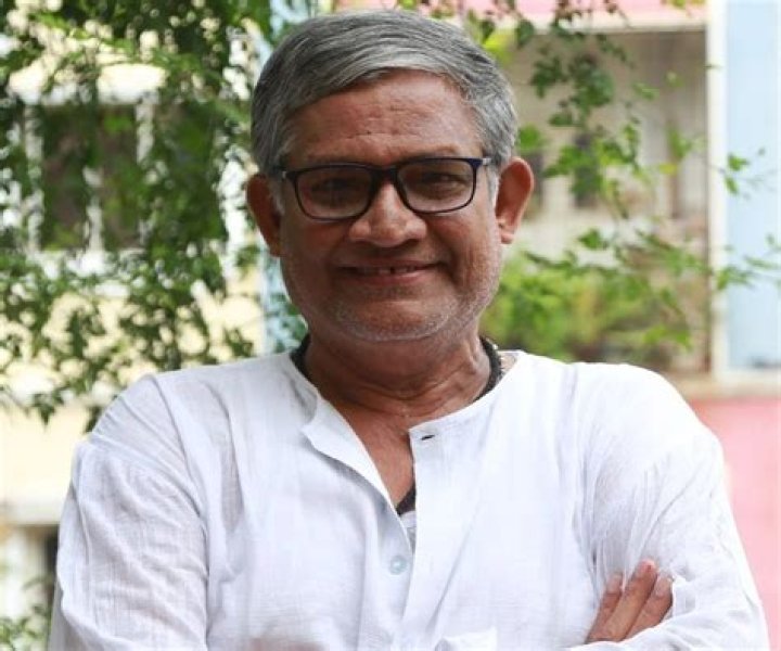 Tanikella Bharani Biography - Facts, Childhood, Family Life & Achievements