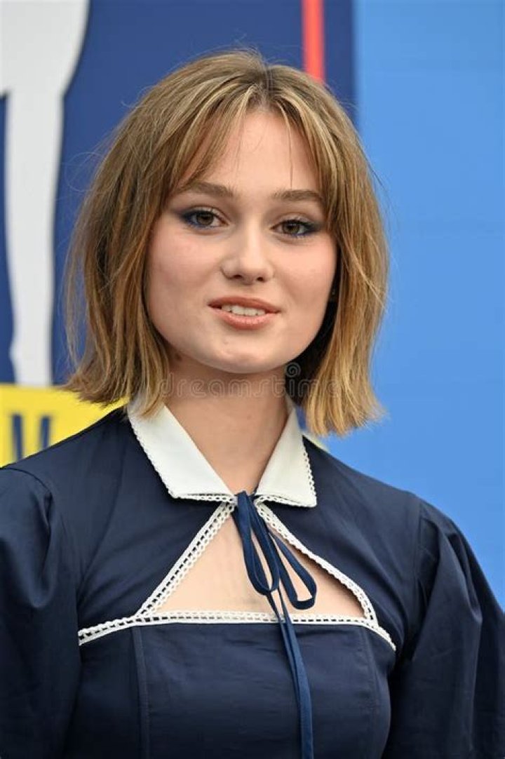 The Flight Attendant Actress Audrey Grace Marshall Biography Archives