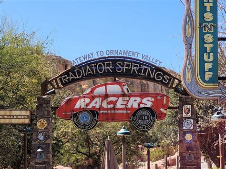 What town is Radiator Springs in Cars based on? – Celebrity
