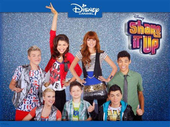 Who does Rocky date in shake it up? – Celebrity